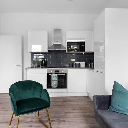 Livestay-Modern Apartments Building In Aylesbury Aylesbury (Buckinghamshire) Exterior photo