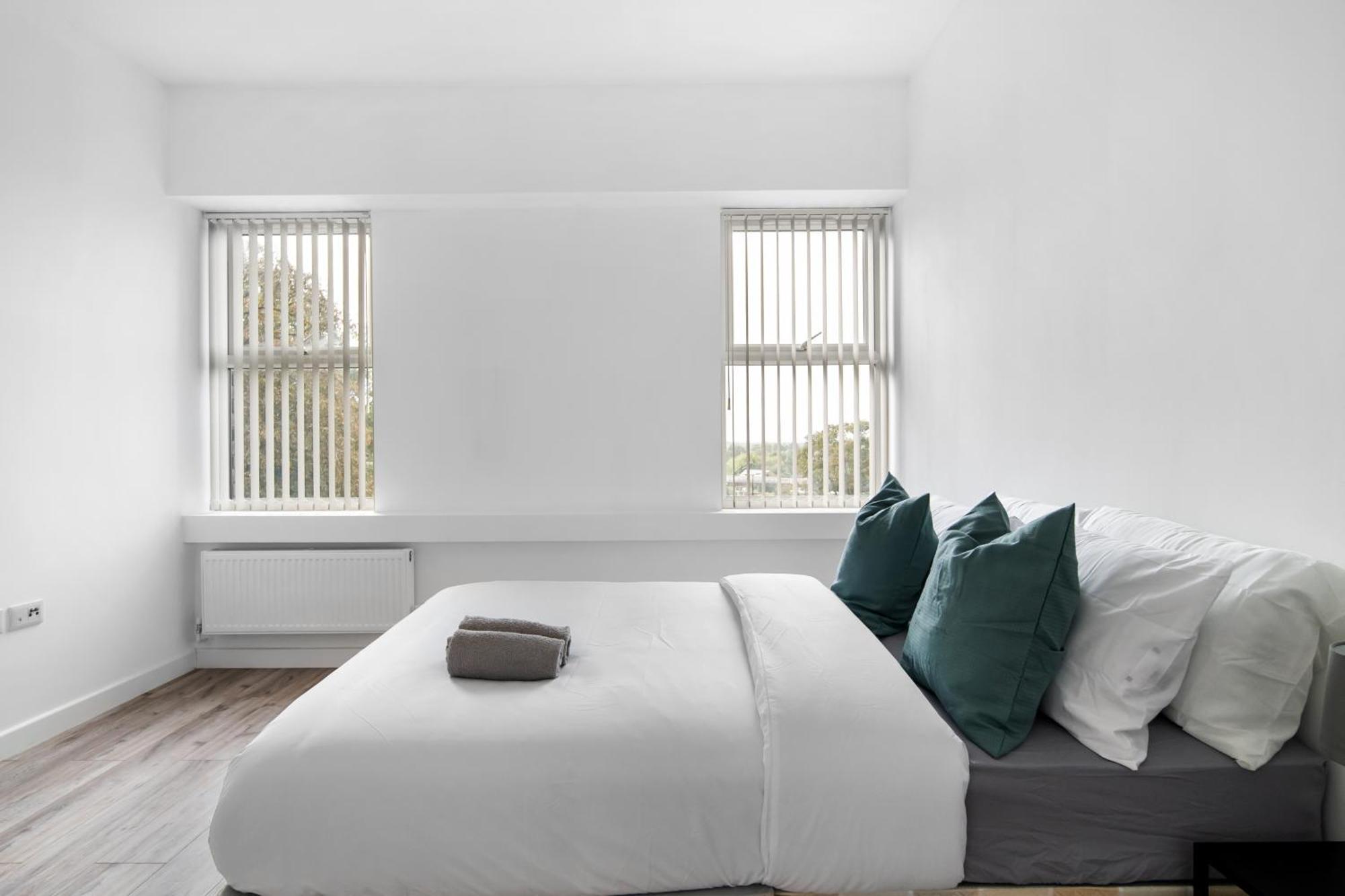 Livestay-Modern Apartments Building In Aylesbury Aylesbury (Buckinghamshire) Exterior photo